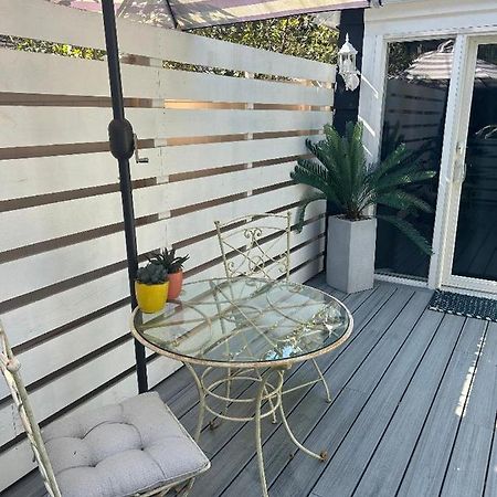 Adorable 1 Bedroom Cottage Нью-Йорк Экстерьер фото