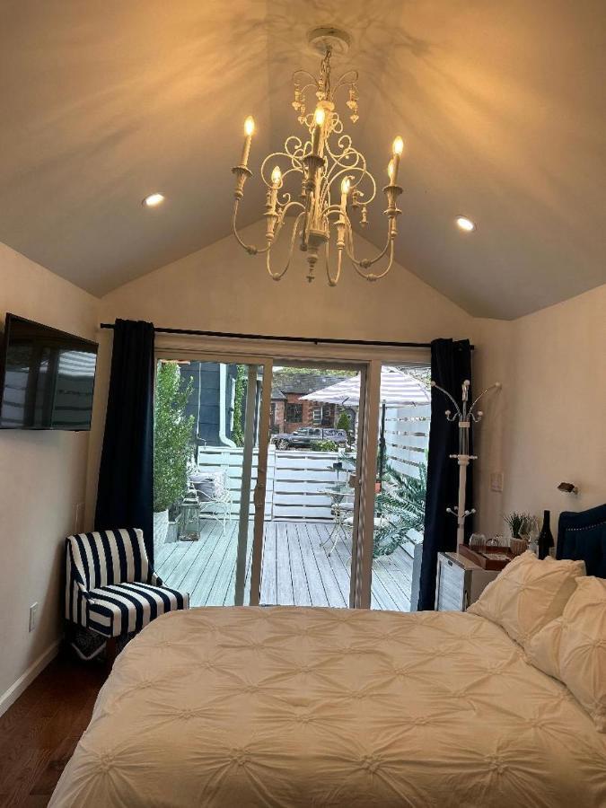 Adorable 1 Bedroom Cottage Нью-Йорк Экстерьер фото